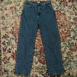 Calvin Klein Mid-Rise Mom Jeans